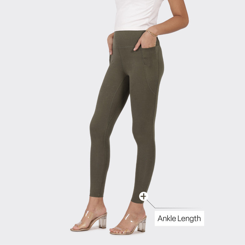 Women's Green Solid Sports High Rise Pant