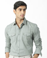 Men's Green Casual Regular Fit Solid Full Sleeves Shirt