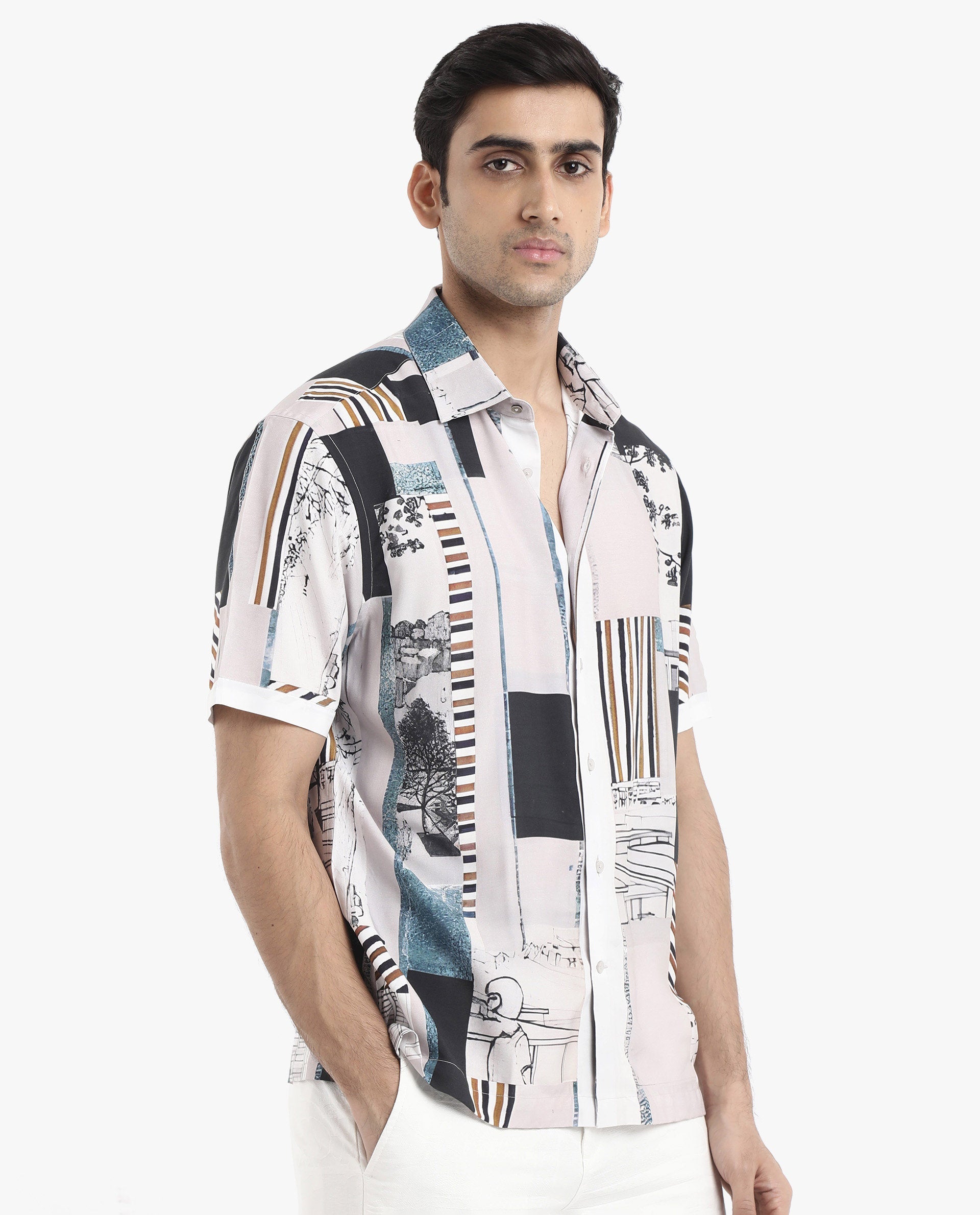 Men's Multicolor Casual Regular Fit Printed Half Sleeves Shirt