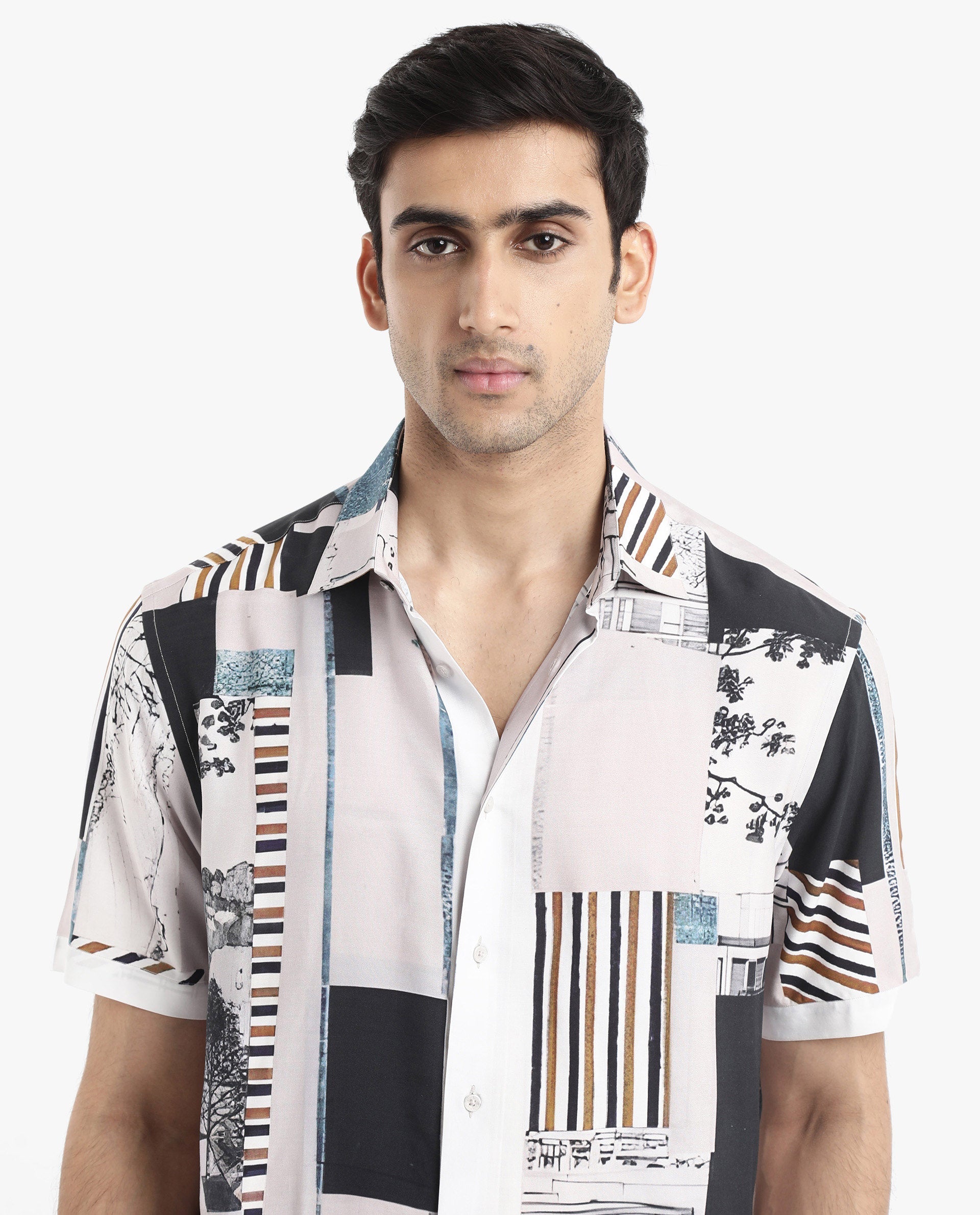 Men's Multicolor Casual Regular Fit Printed Half Sleeves Shirt