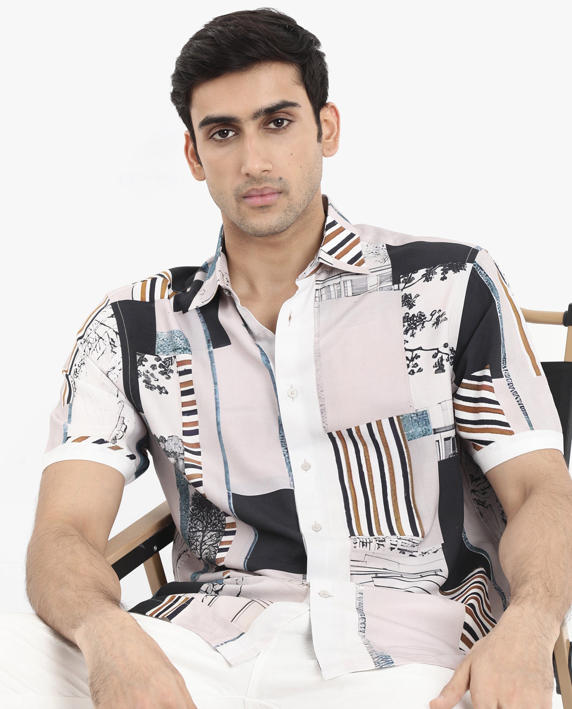 Men's Multicolor Casual Regular Fit Printed Half Sleeves Shirt