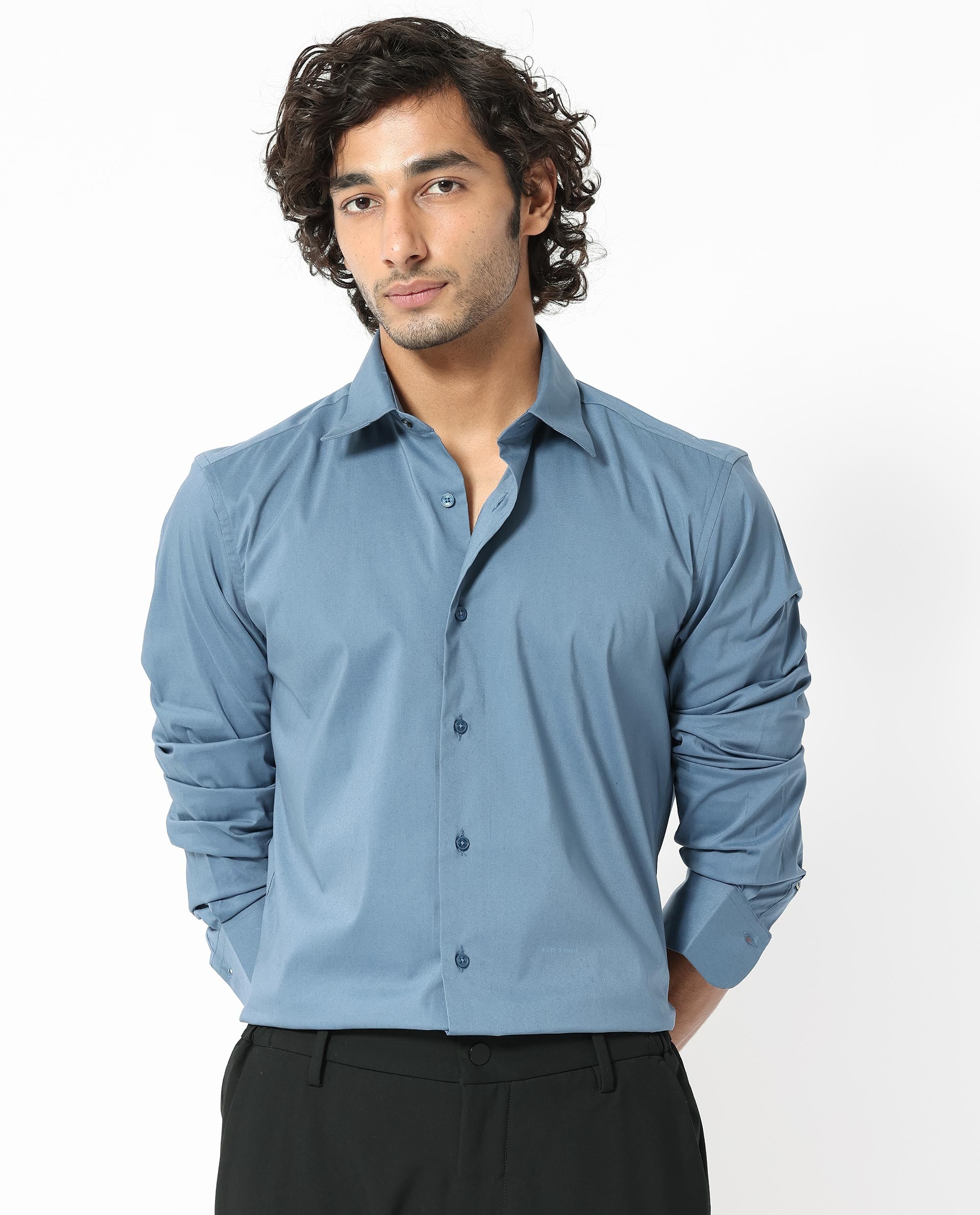 Men's Blue Formal Regular Fit Solid Full Sleeves Shirt