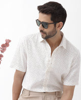 Men's White Casual Regular Fit Printed Half Sleeves Shirt