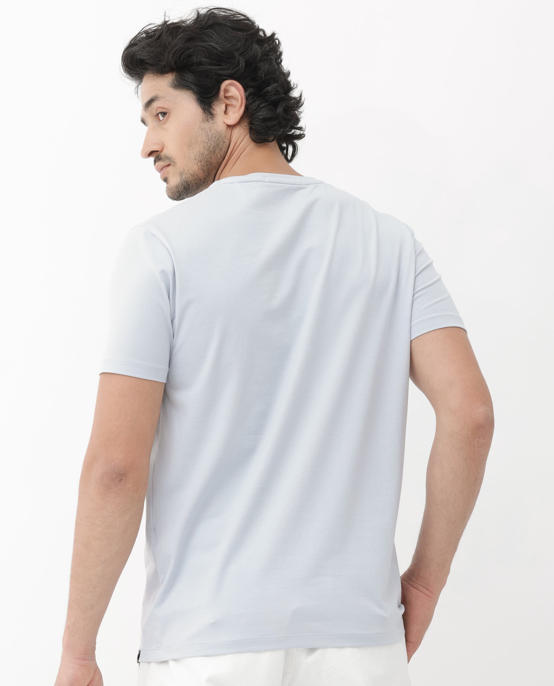 Men's Grey Casual Regular Fit Printed Half Sleeves Tshirt