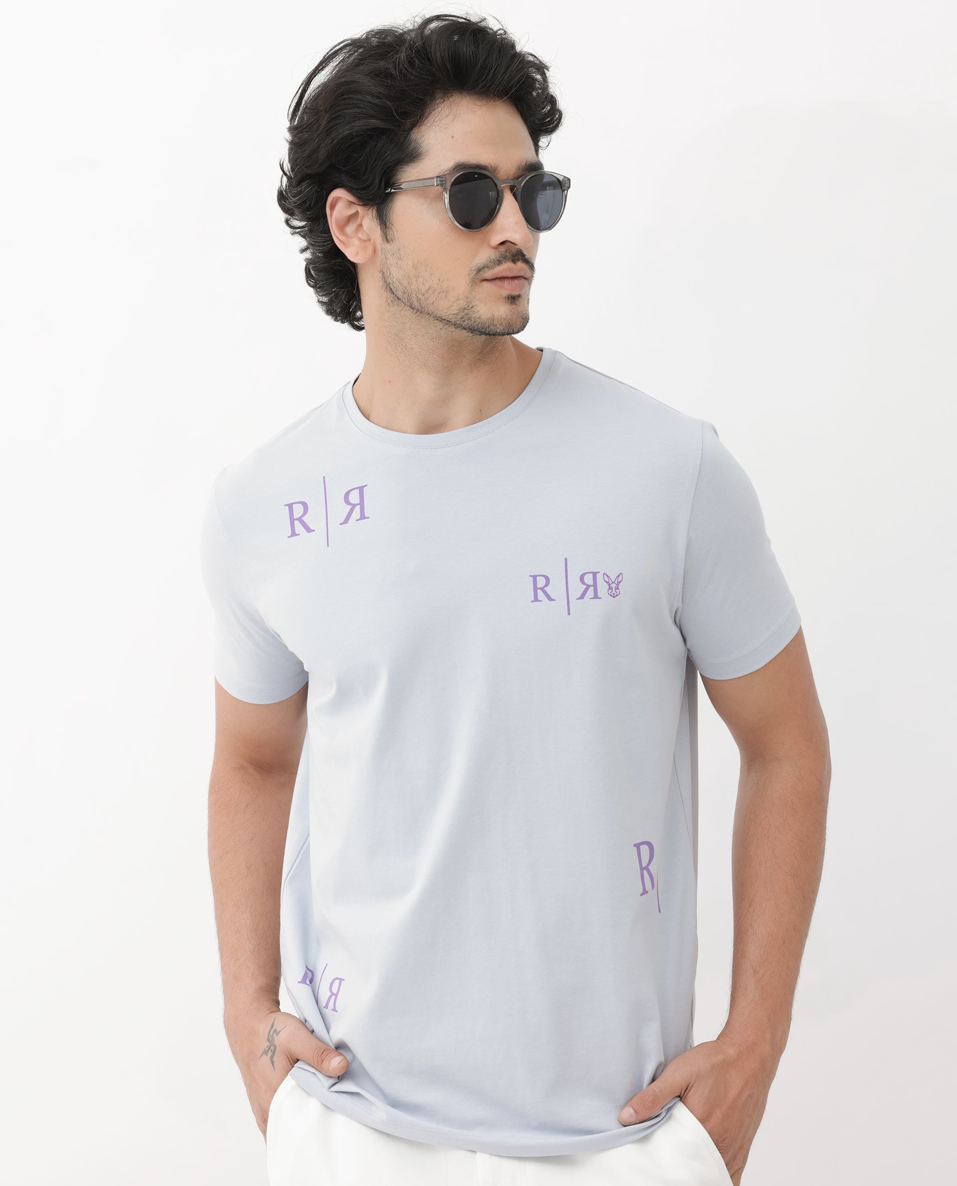 Men's Grey Casual Regular Fit Printed Half Sleeves Tshirt