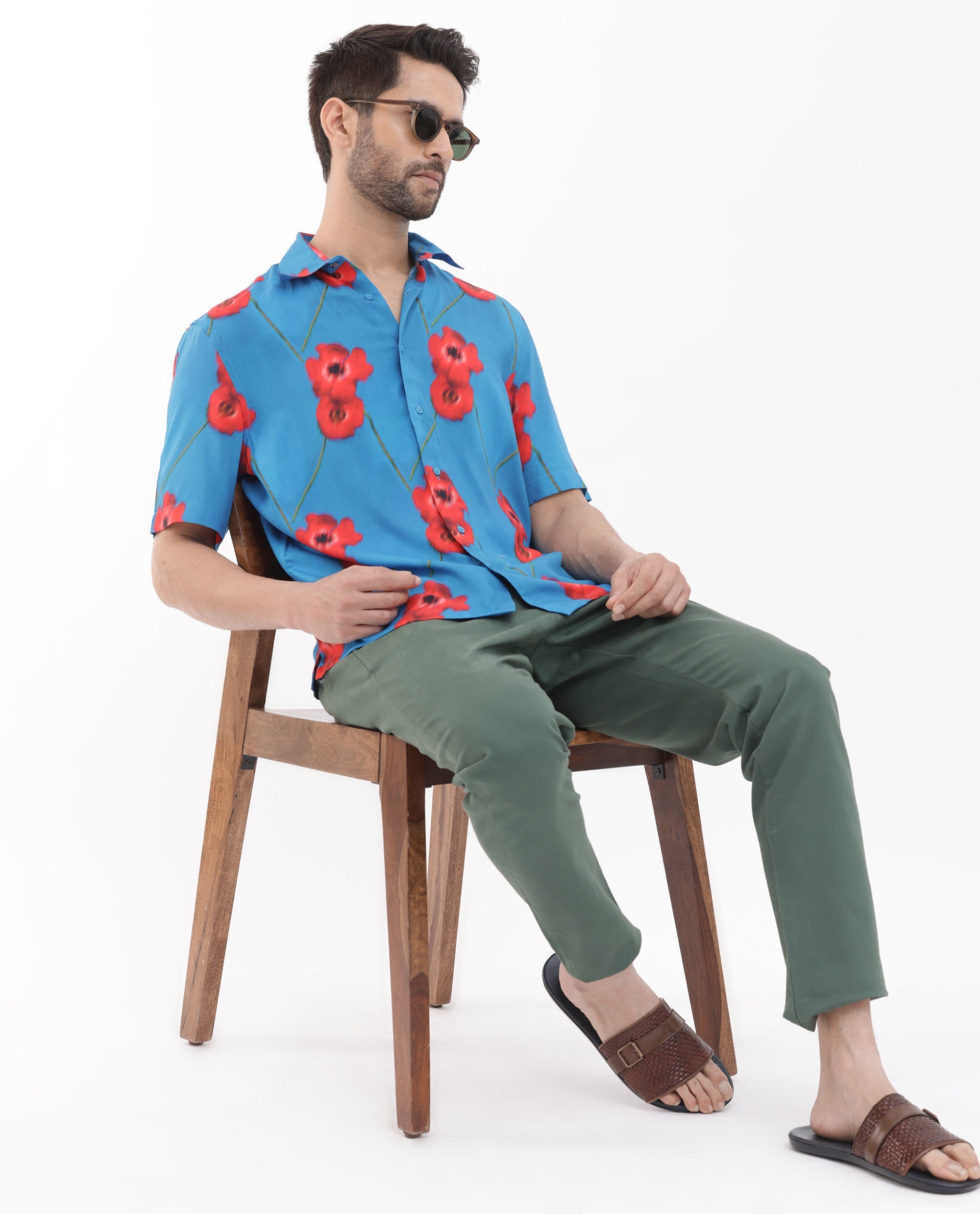 Men's Blue Casual Regular Fit Printed Half Sleeves Shirt