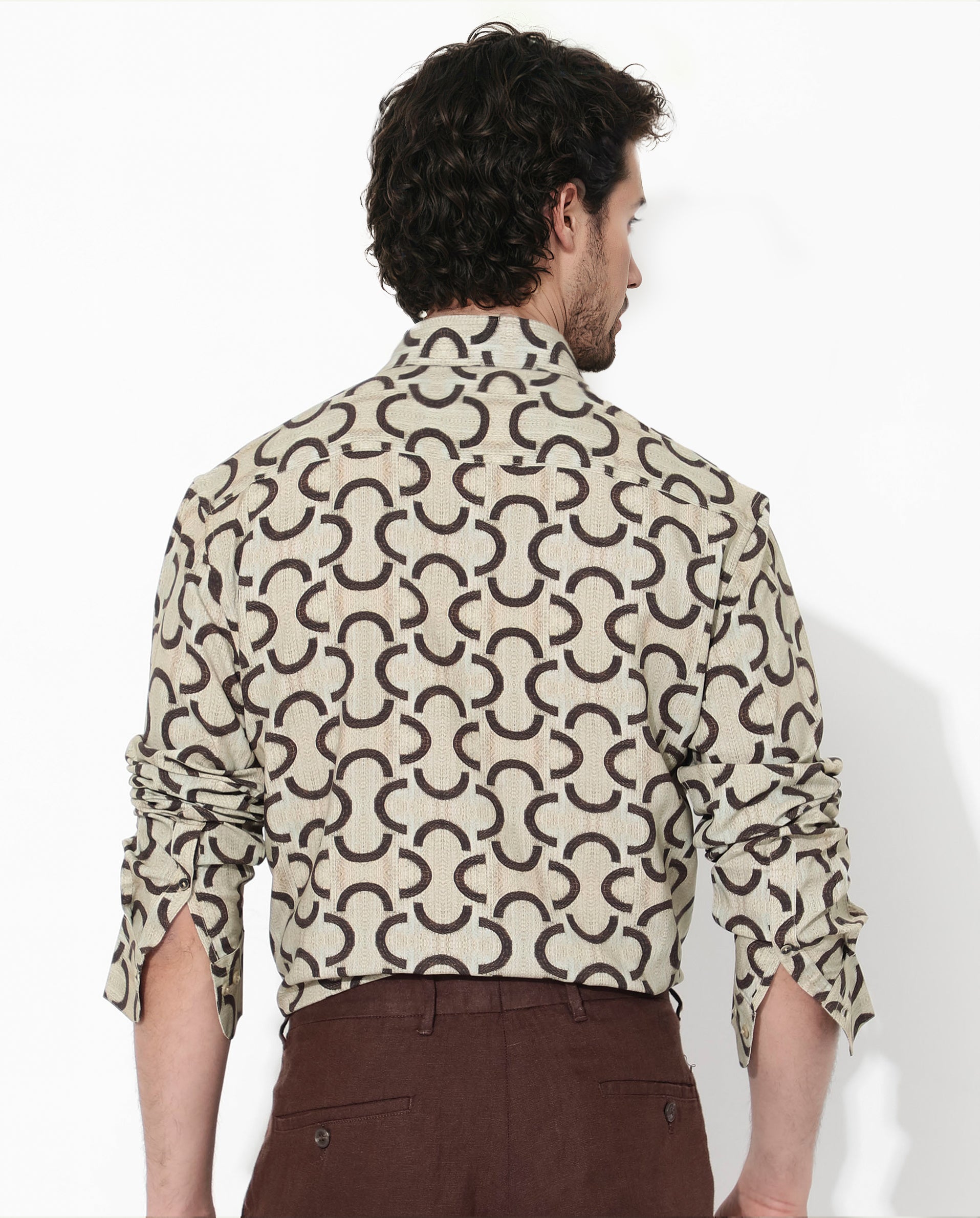 Men's Beige Casual Regular Fit Printed Full Sleeves Shirt