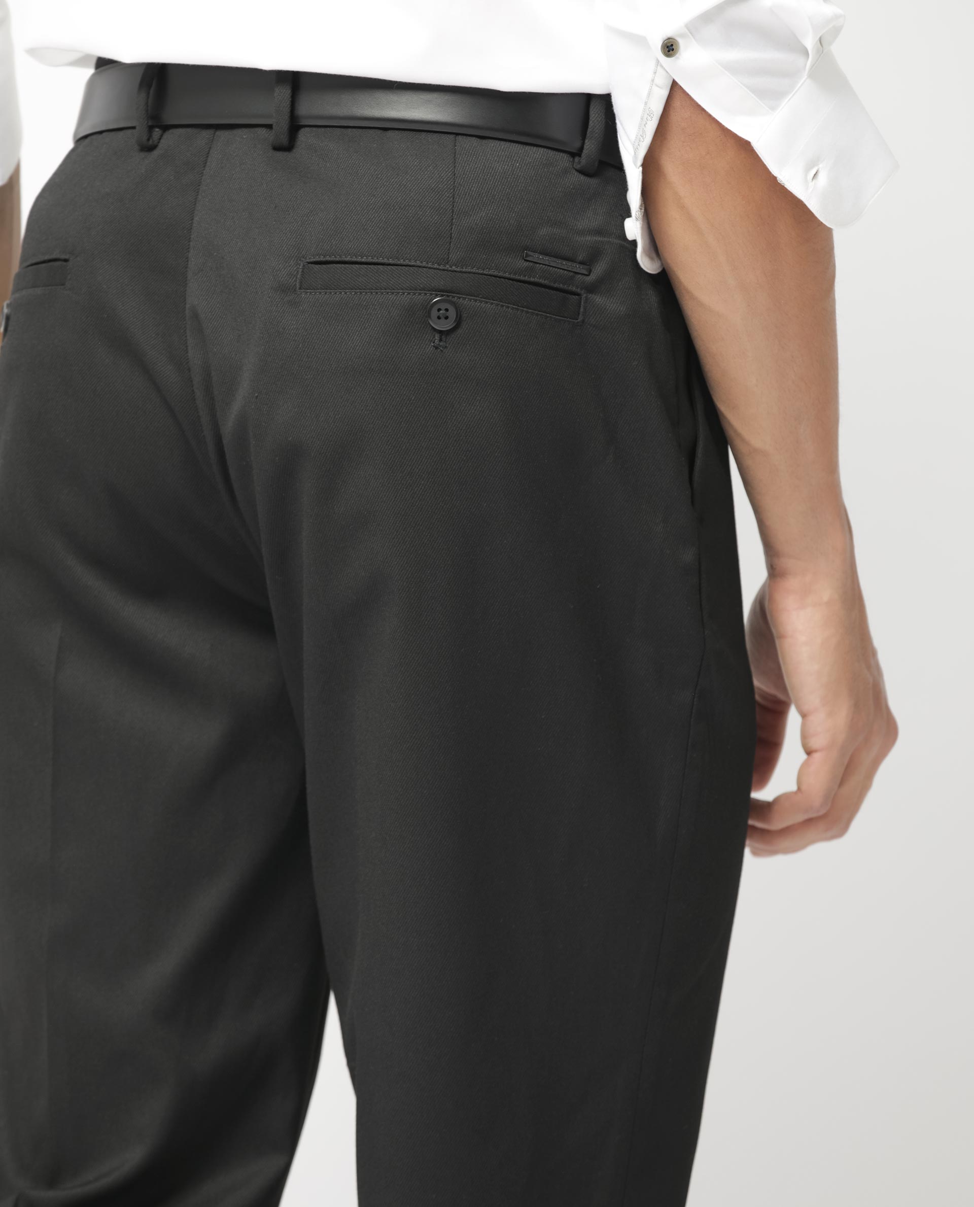 Men's Black Casual Regular Fit Solid Trouser