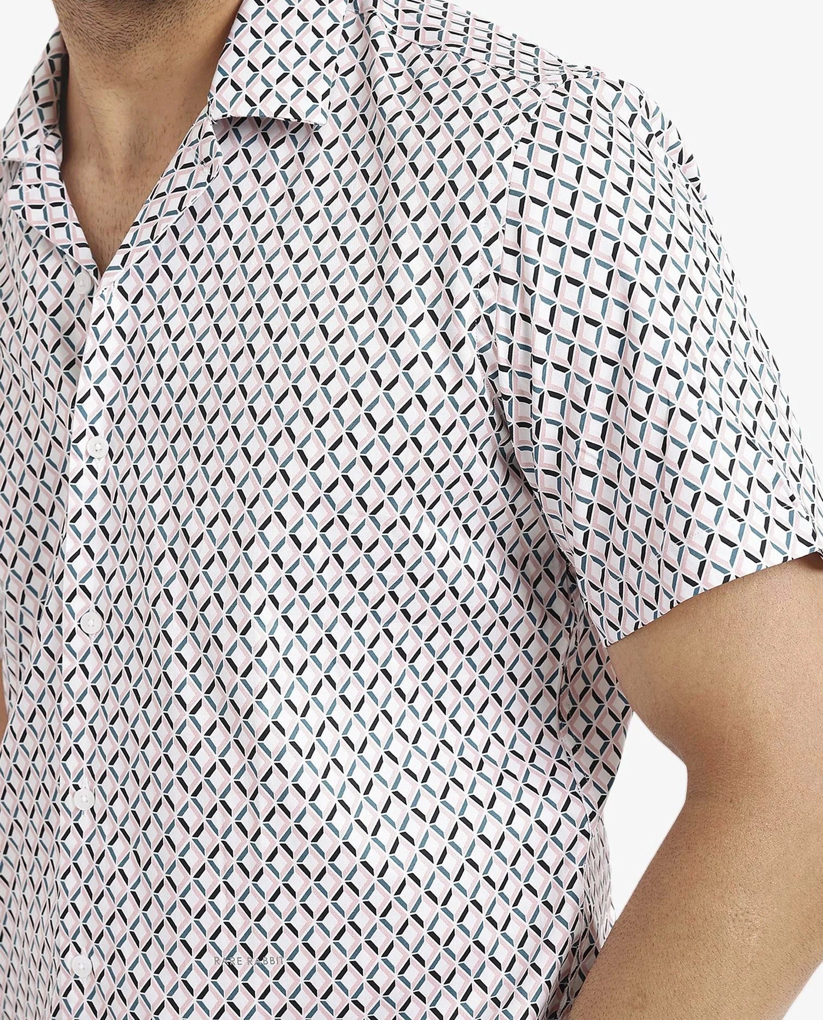 Men's White Casual Regular Fit Printed Half Sleeves Shirt