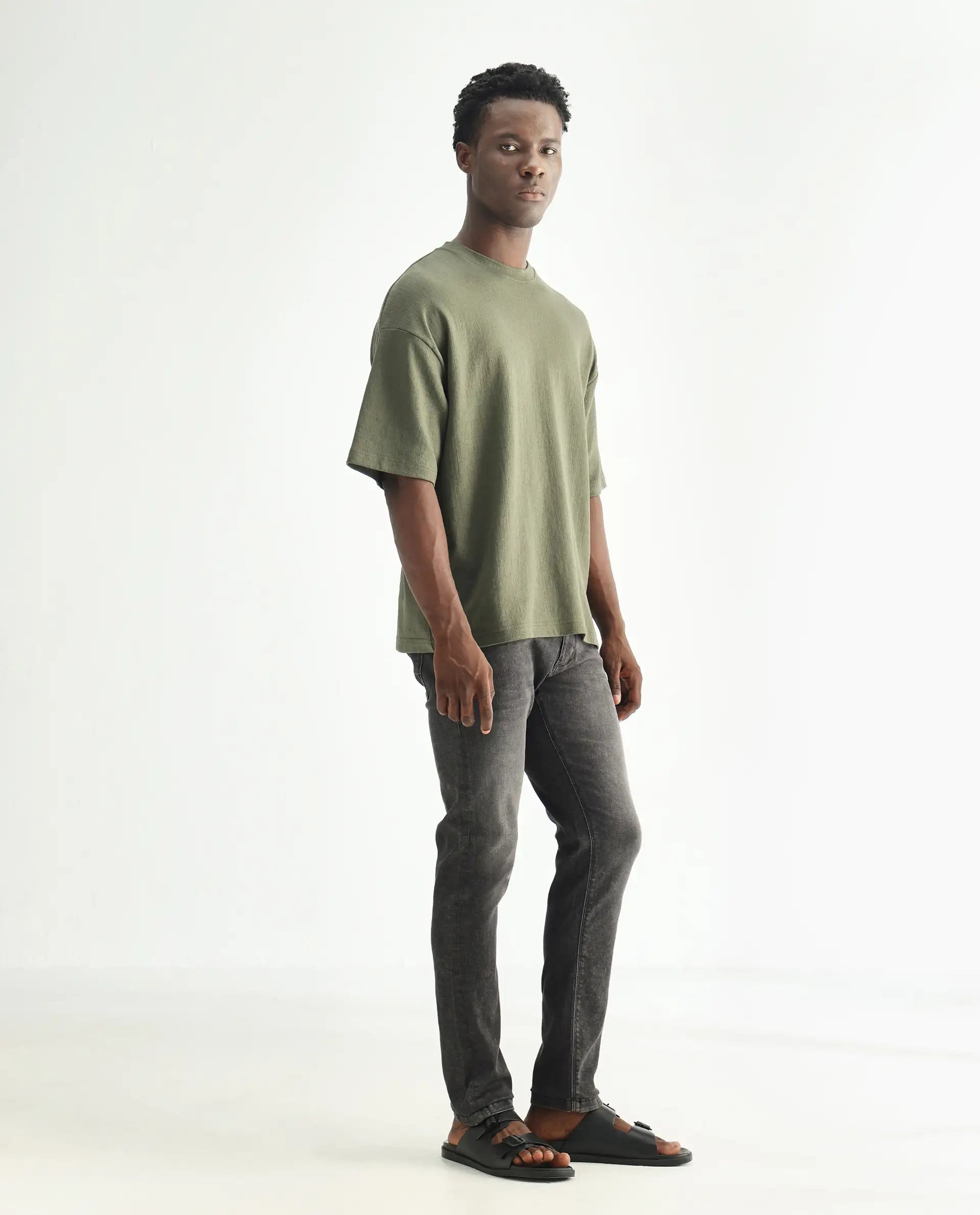 Men's Black Casual Slim Fit Solid Jeans