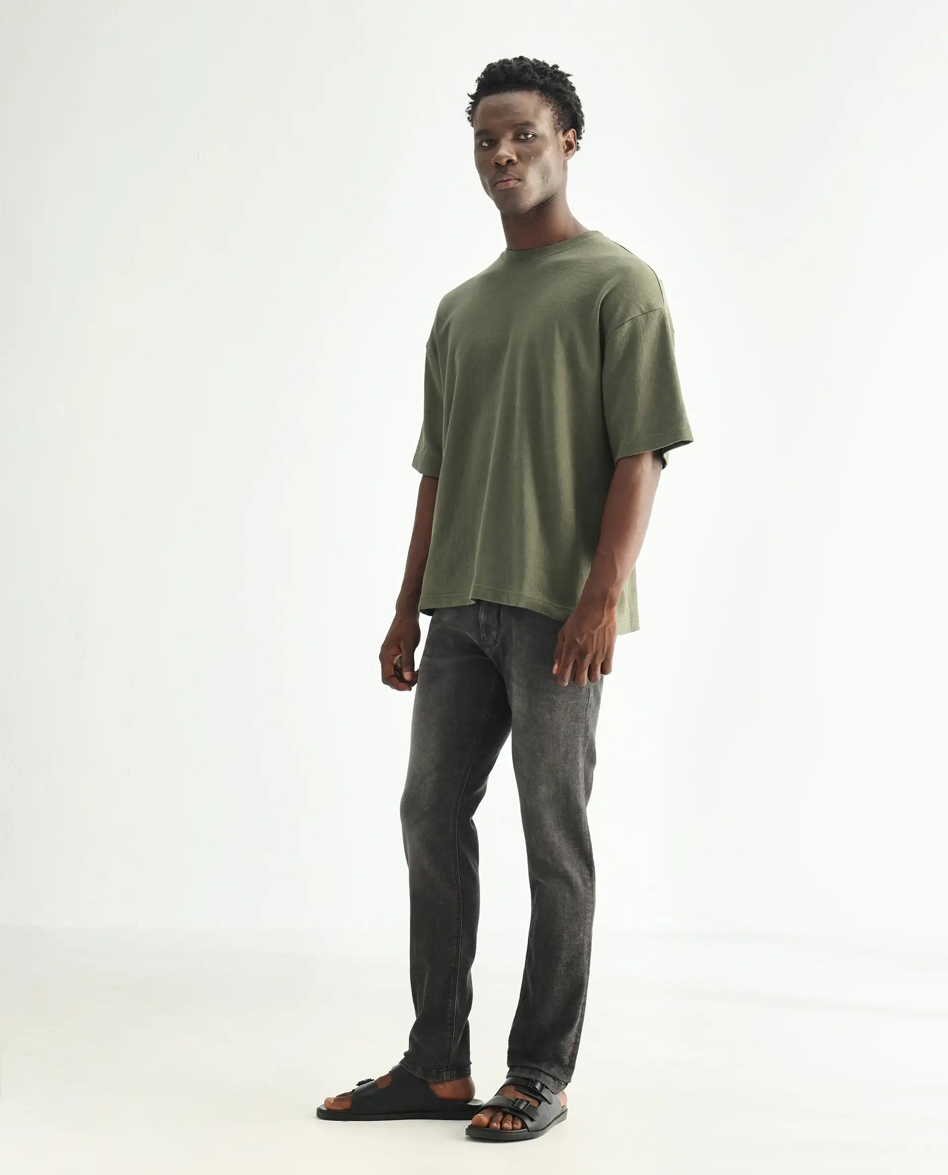 Men's Black Casual Slim Fit Solid Jeans