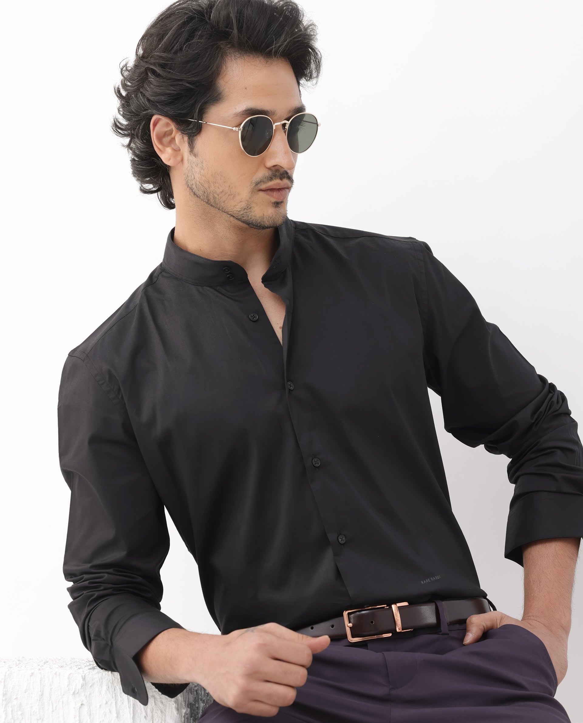 Men's Black Formal Regular Fit Solid Full Sleeves Shirt
