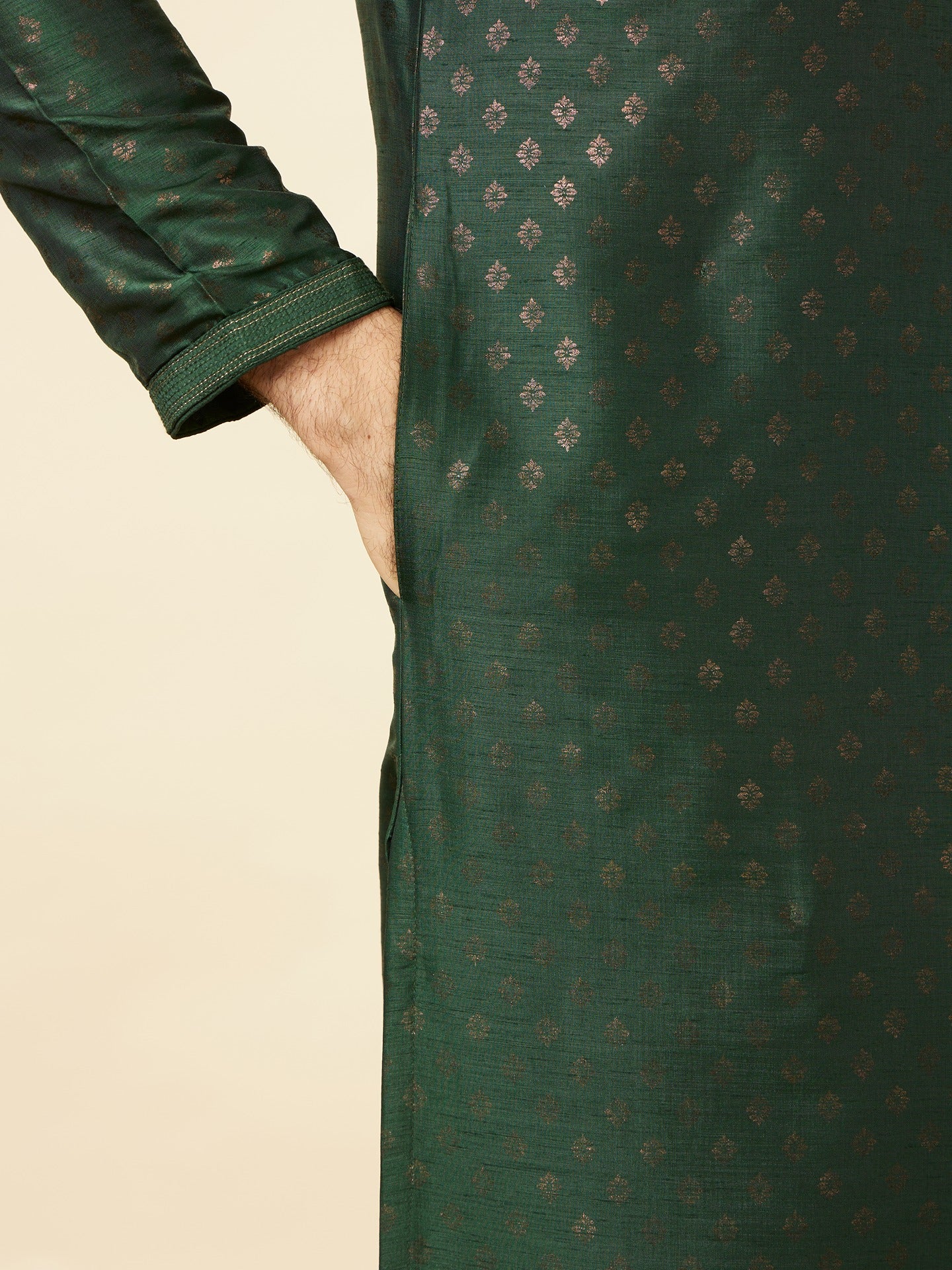 Men's Green Ethnic Relaxed Fit Embroidered Full Sleeves Kurta Set