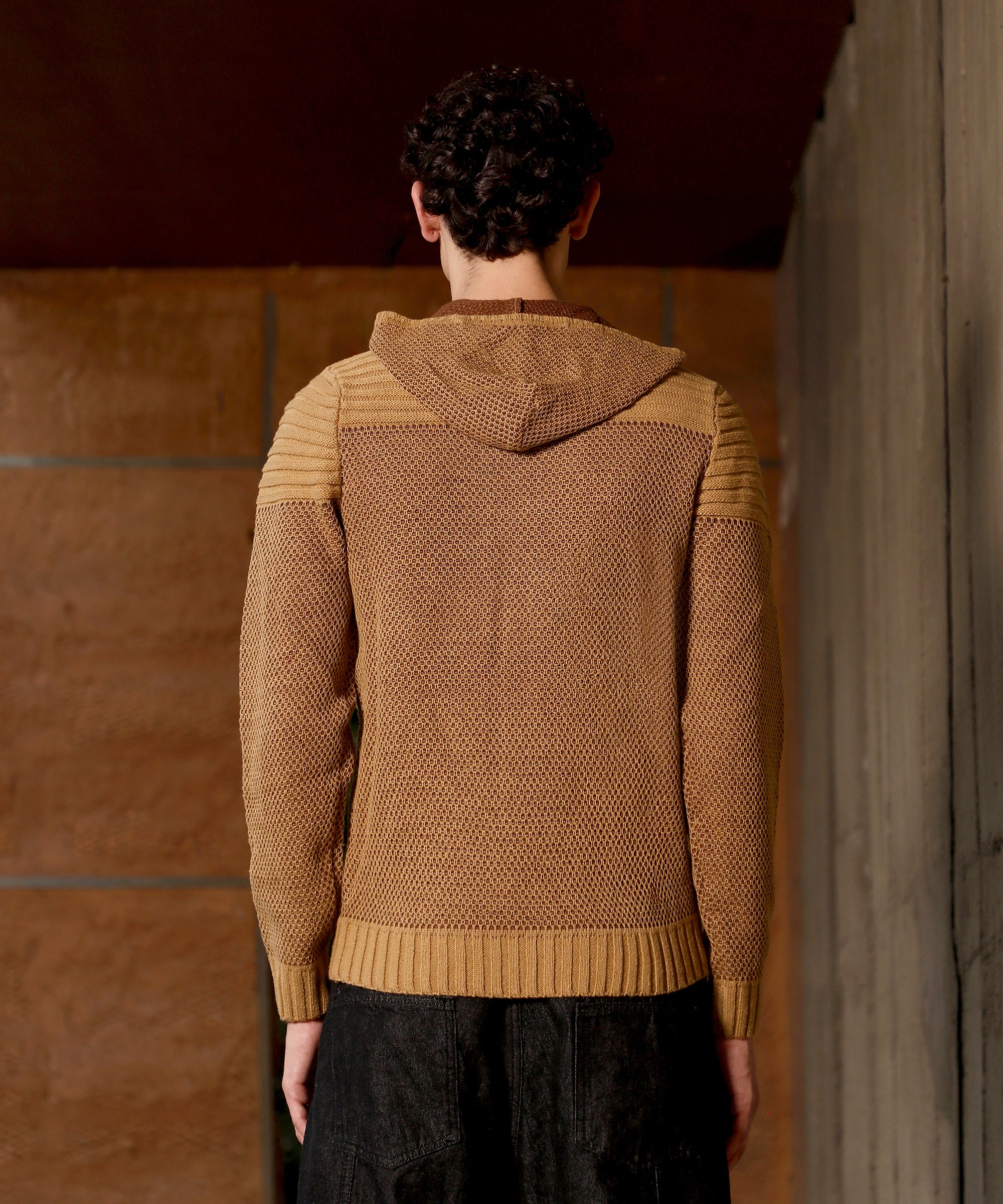 Men's Brown Textured Knit Pullover Sweater