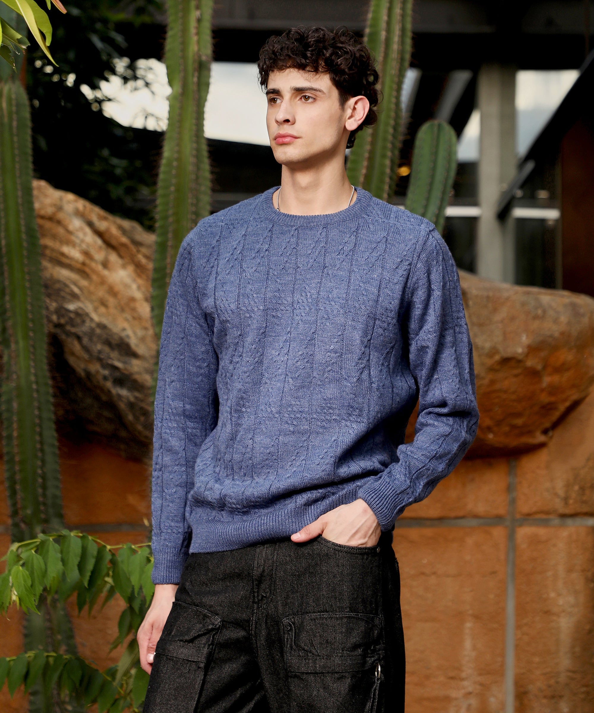 Men's Blue Textured Knit Pullover Sweater