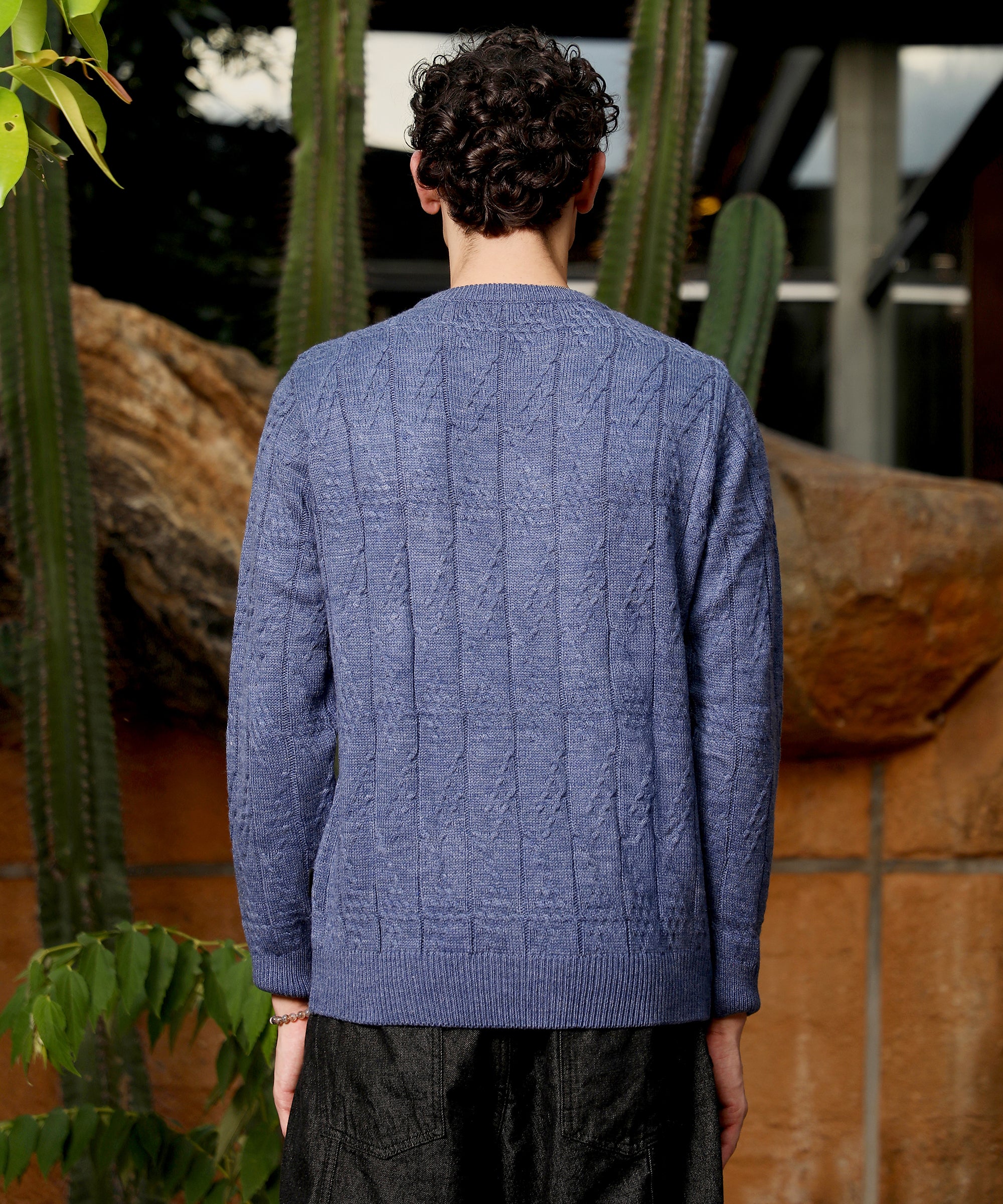 Men's Blue Textured Knit Pullover Sweater