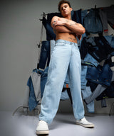 Men's Light Blue Semi-Tapered Relaxed Jeans
