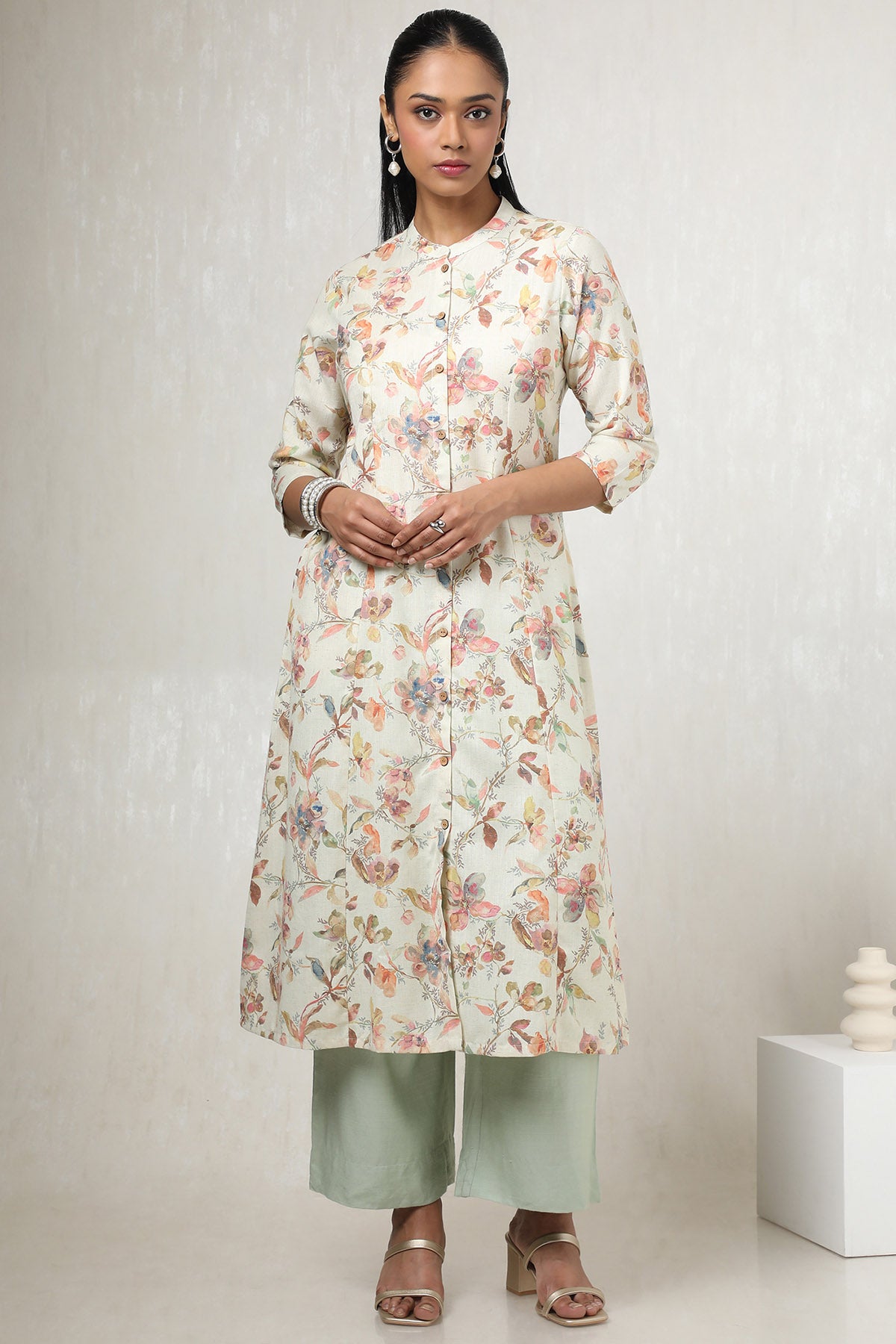 Women's Cream Linen Floral Print Kurta
