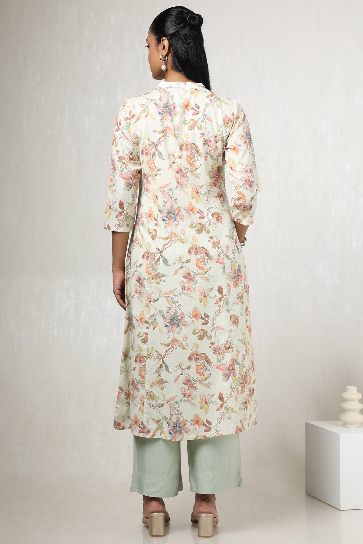 Women's Cream Linen Floral Print Kurta