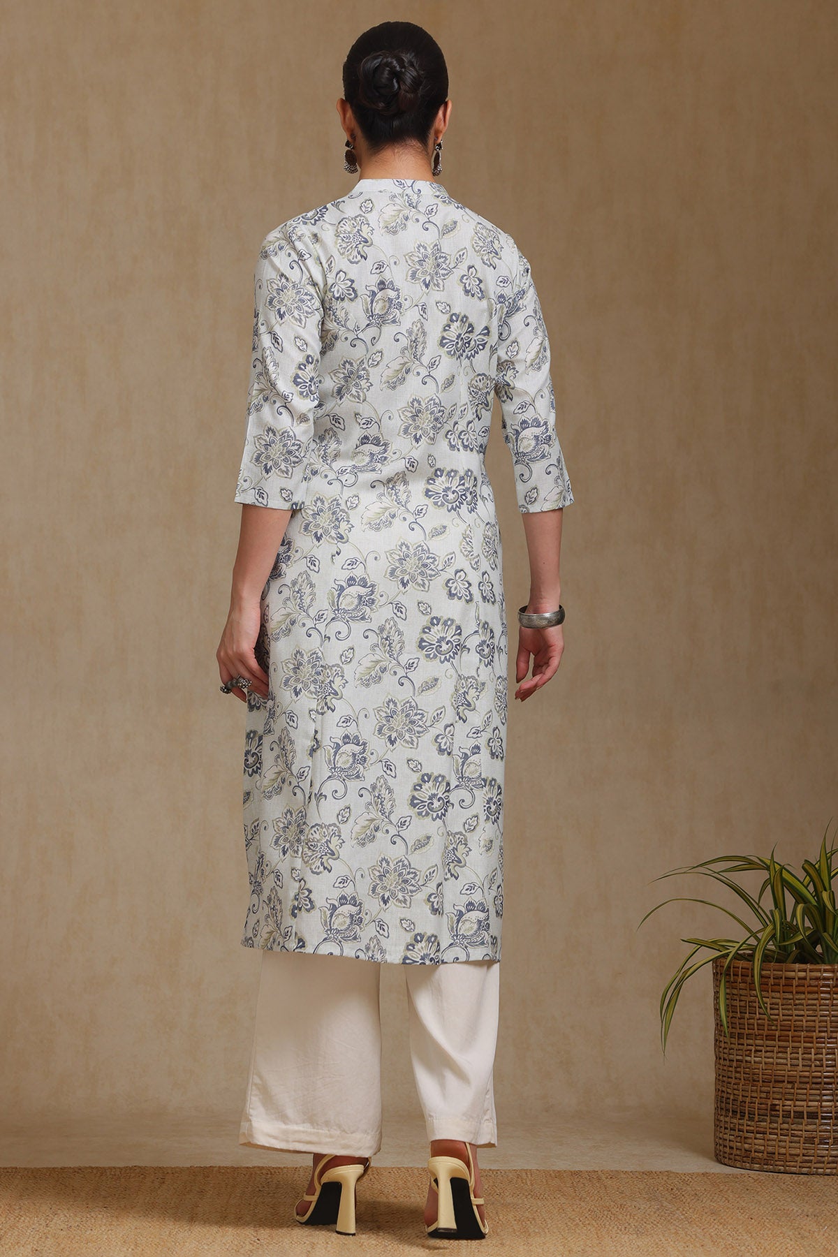 Women's Grey Linen Blend Botanical Print Kurta