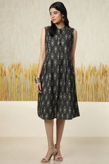 Women's Charcoal Cotton Blend Ethnic Motif Dress With Tassels