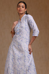Women's Blue Linen Geometric Print Kurta With Tassels