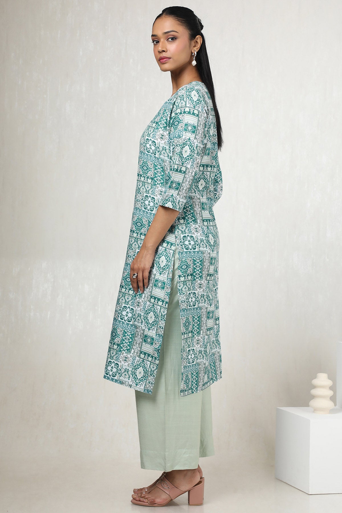 Women's Teal Rayon Ethnic Motifs Kurta