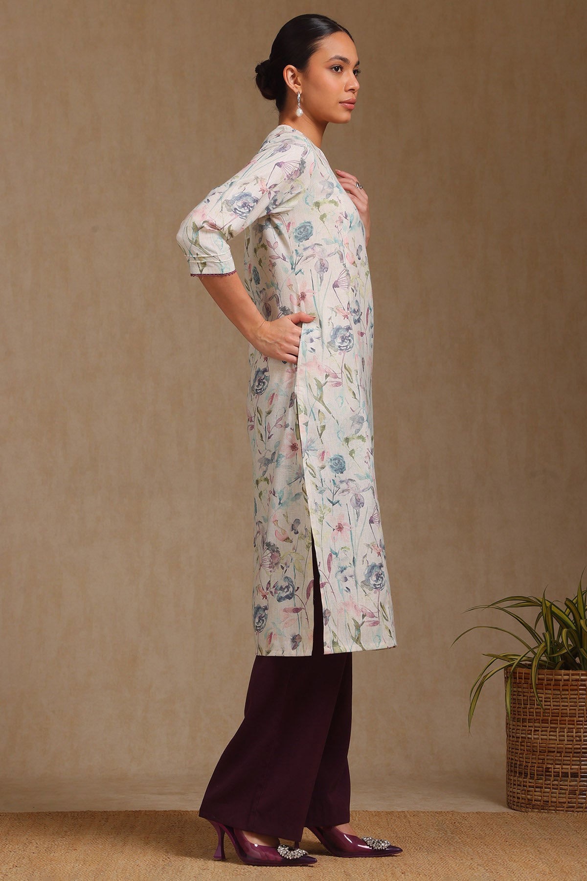 Women's Cream Linen Botanical Print Kurta