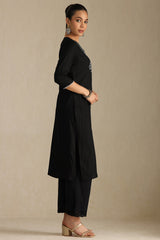 Women's Black Rayon Floral Print Kurta With Thread Work