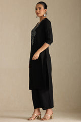 Women's Black Rayon Floral Print Kurta With Thread Work