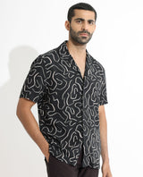 Men's Black Casual Regular Fit Printed Half Sleeves Shirt