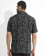 Men's Black Casual Regular Fit Printed Half Sleeves Shirt