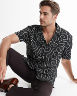 Men's Black Casual Regular Fit Printed Half Sleeves Shirt
