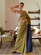 Women's Green Cotton Blend Saree