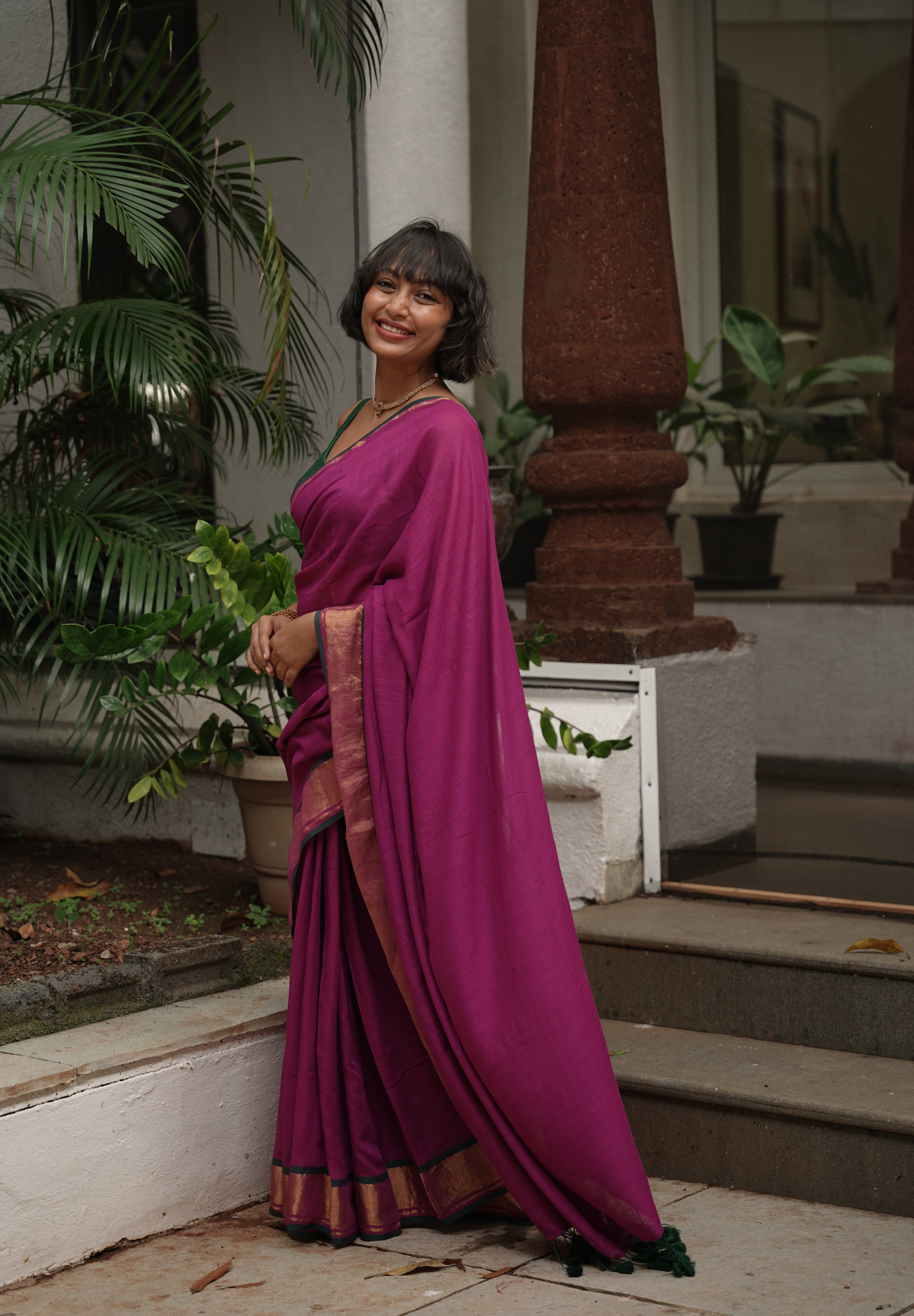 Women's Purple Cotton Blend Saree