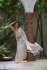 Women's White Pure Cotton Saree