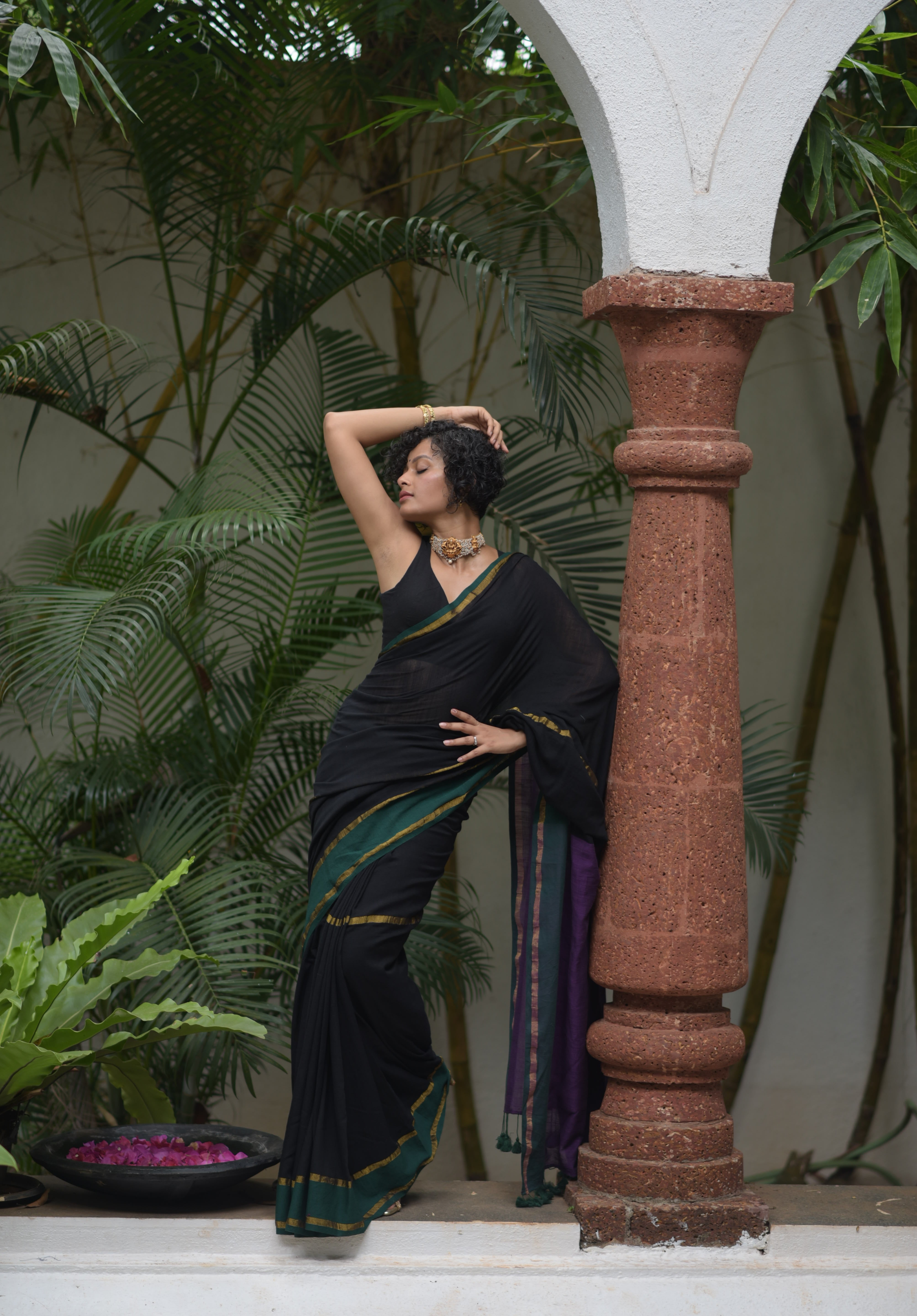 Women's Black Cotton Blend Saree