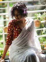 Women's White Cotton Blend Saree