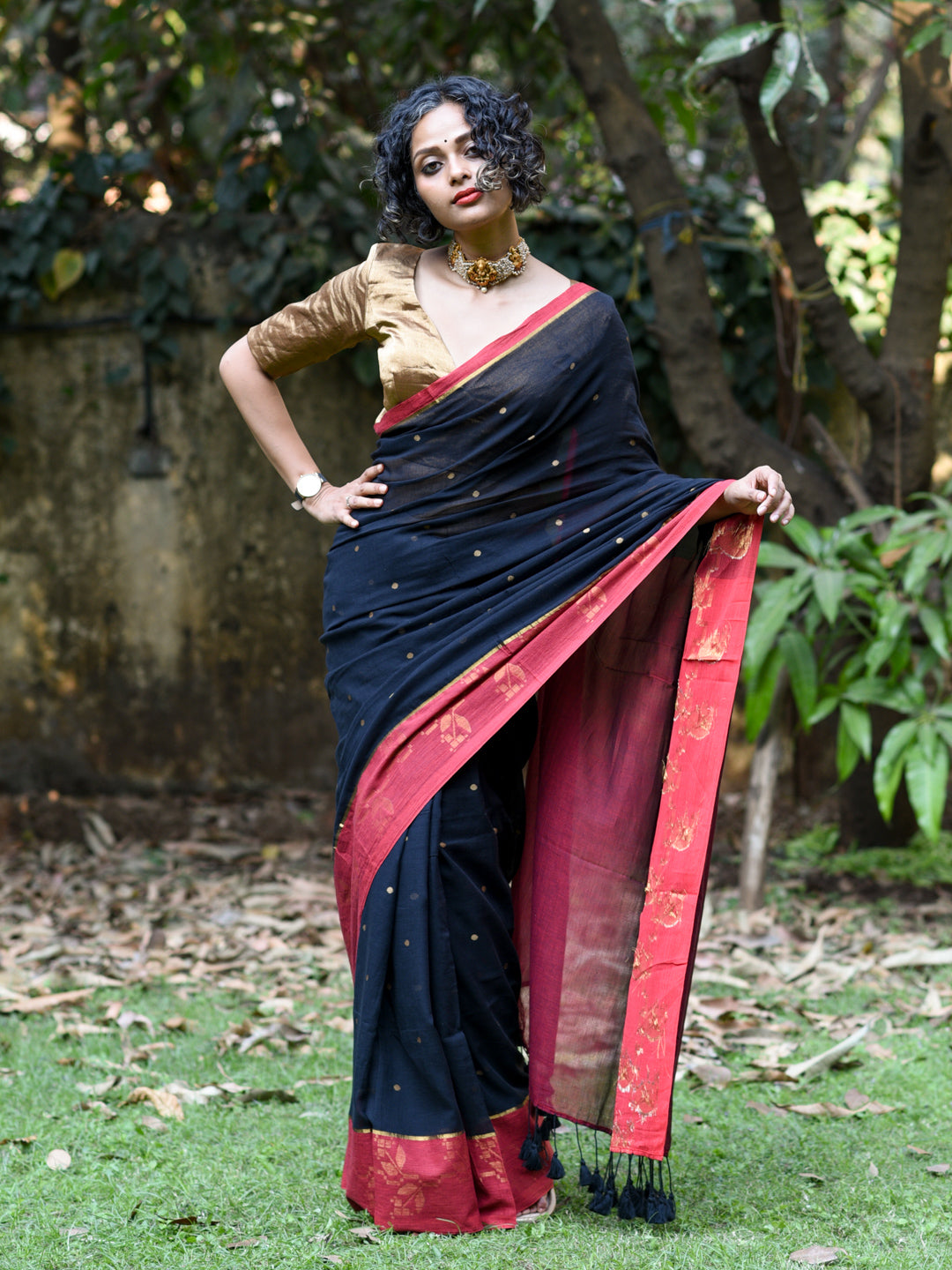 Women's Black and Red Border Casual Cotton Saree