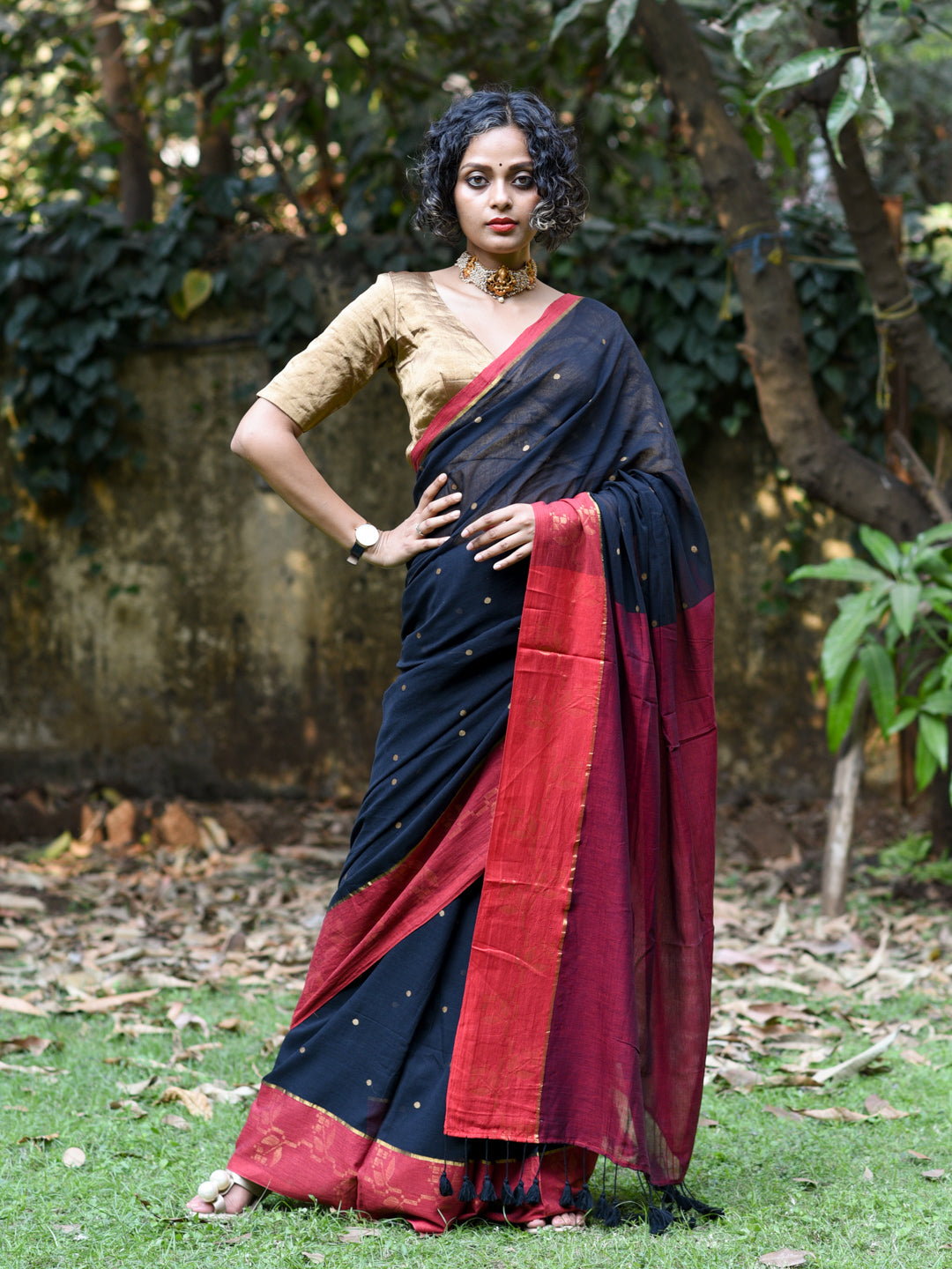 Women's Black and Red Border Casual Cotton Saree