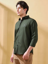 Men's Green Casual Regular Fit Solid Shirt