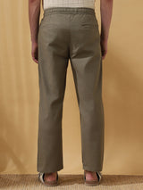 Men's Green Casual Regular Fit Solid Trousers
