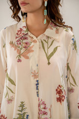 Women's Beige Fusion Regular Fit Printed Three Quarter Sleeves Kurtas Sets
