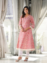 Women's Peach Paisley Printed Lace Embellished A Line Kurta