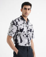 Men's Grey Casual Regular Fit Printed Half Sleeves Shirt
