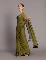 Women's Green Cotton Blend Saree