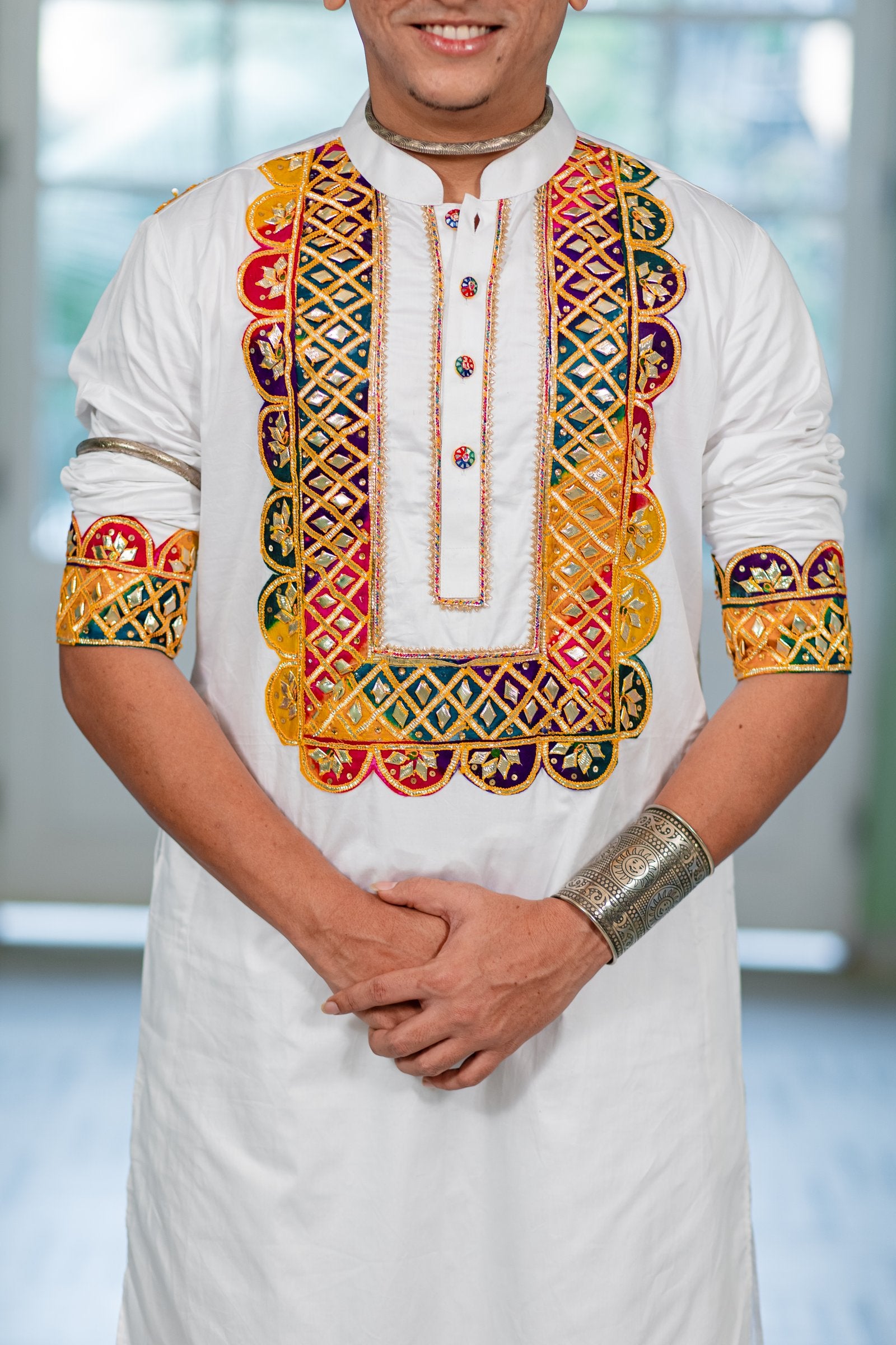 Men's White Embroidered Full Sleeves Festive Kurta