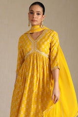 Women's Yellow Viscose Muslin Floral Print Suit Set With Zari