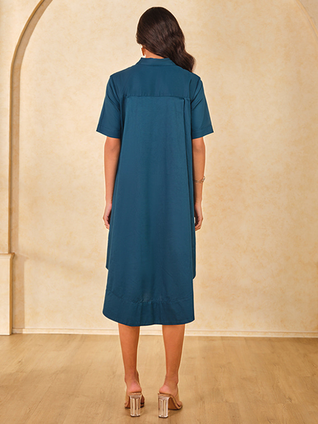 Women's Green Casual Regular Fit Solid Half Sleeves Dress