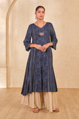 Women's Blue Casual Printed Three Quarter Sleeves Kurta